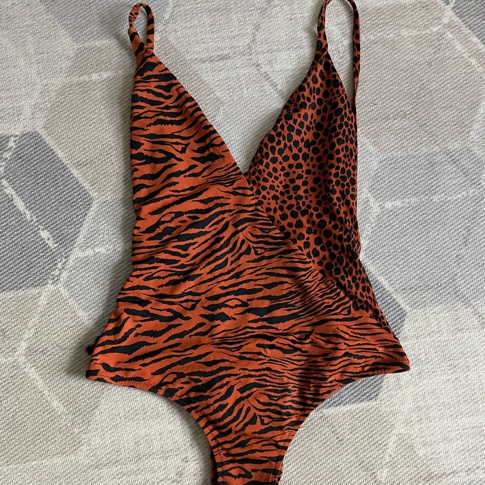 Victoria’s Secret Large One-Piece Bathing Suit